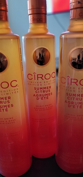 Ciroc Summer Citrus Vodka - Picture 2 of 3
